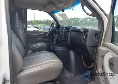 2008 GMC Savana Work Van from USA, damaged, VIN 1GTGG25C981111029